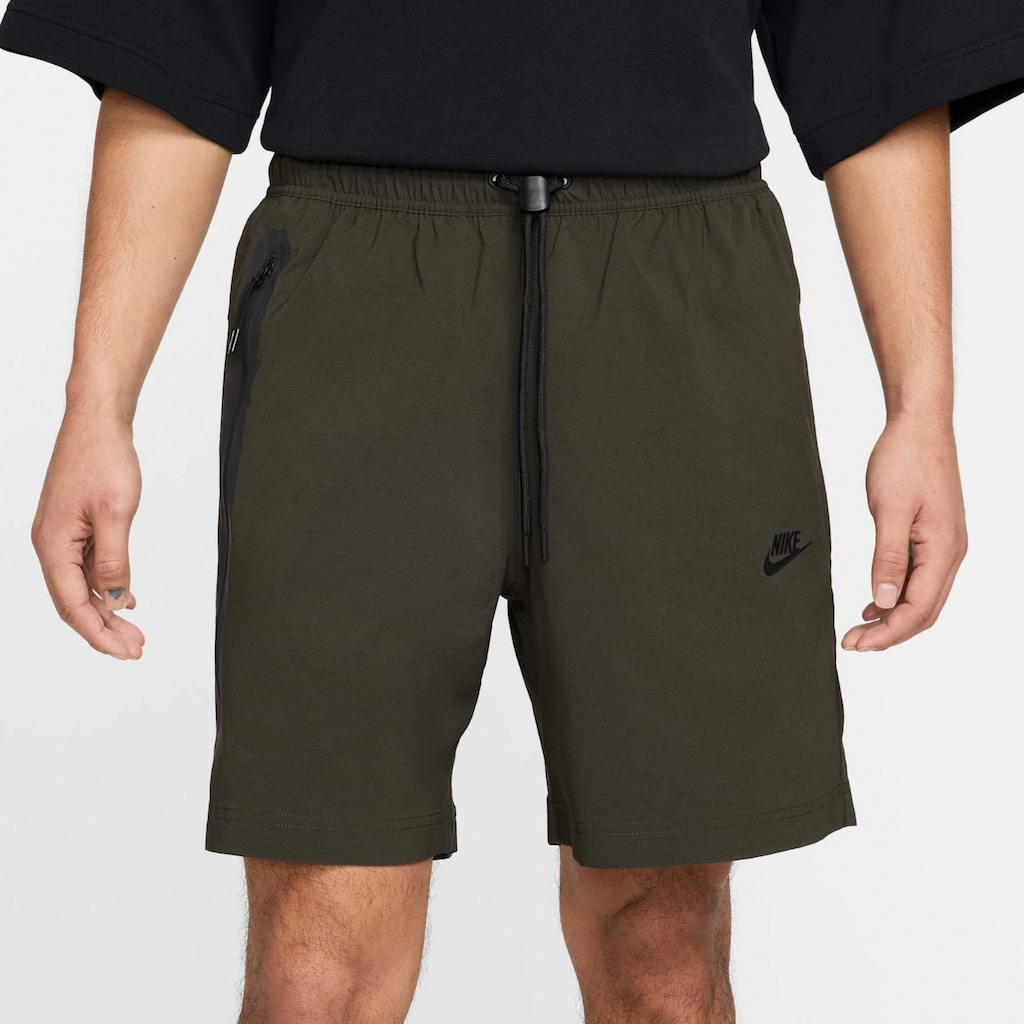 Imagem 2 do produto Bermuda Nike Tech Woven