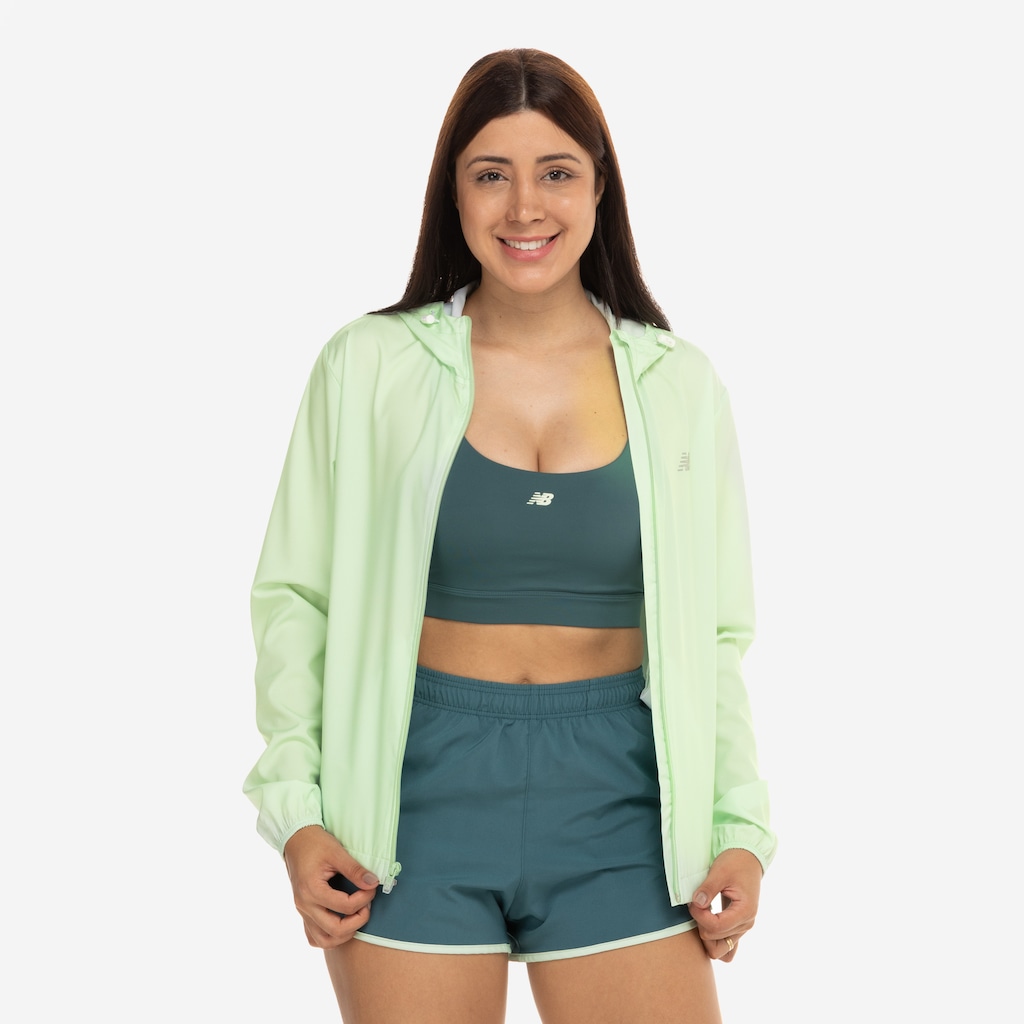 Imagem 5 do produto Jaqueta Feminina Corta-Vento Sport Essentials New Balance