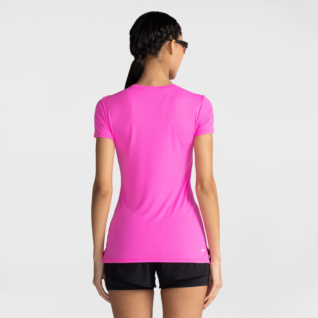 Imagem 2 do produto Camiseta Feminina New Balance Manga Curta Sport Essentials