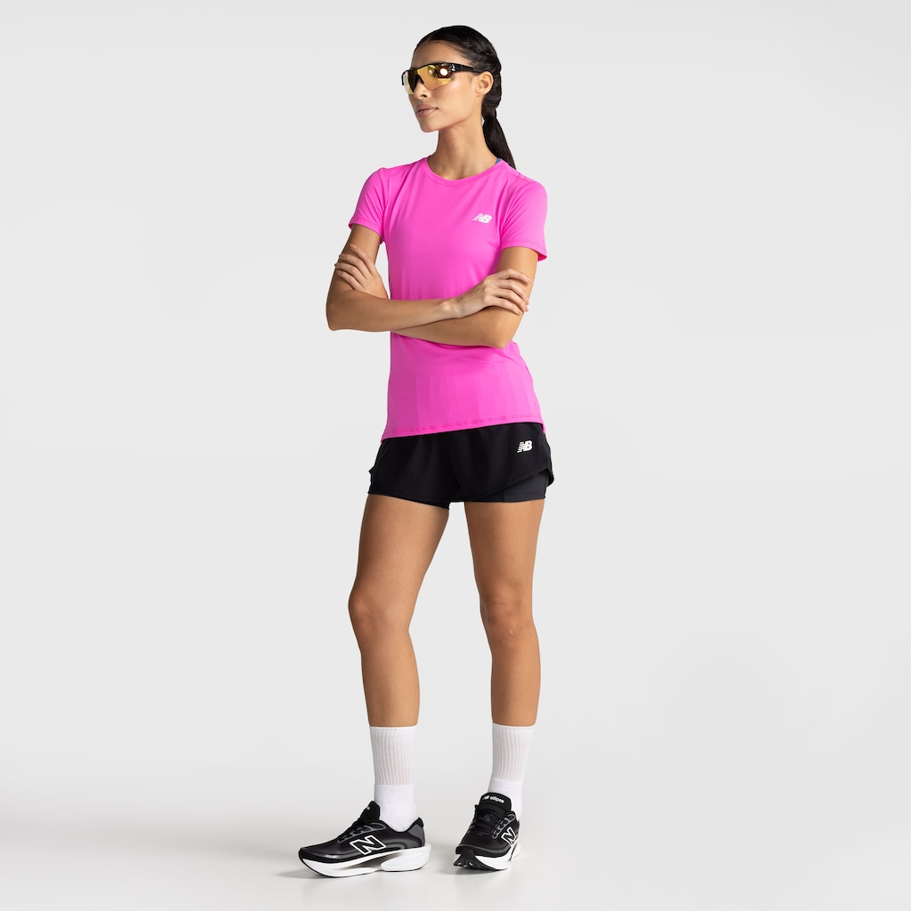 Imagem 3 do produto Camiseta Feminina New Balance Manga Curta Sport Essentials