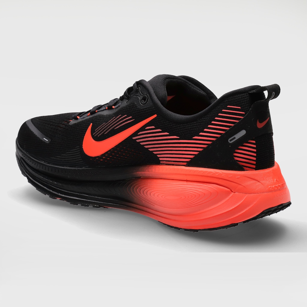 Imagem 3 do produto Tênis Masculino Nike Vomero 18