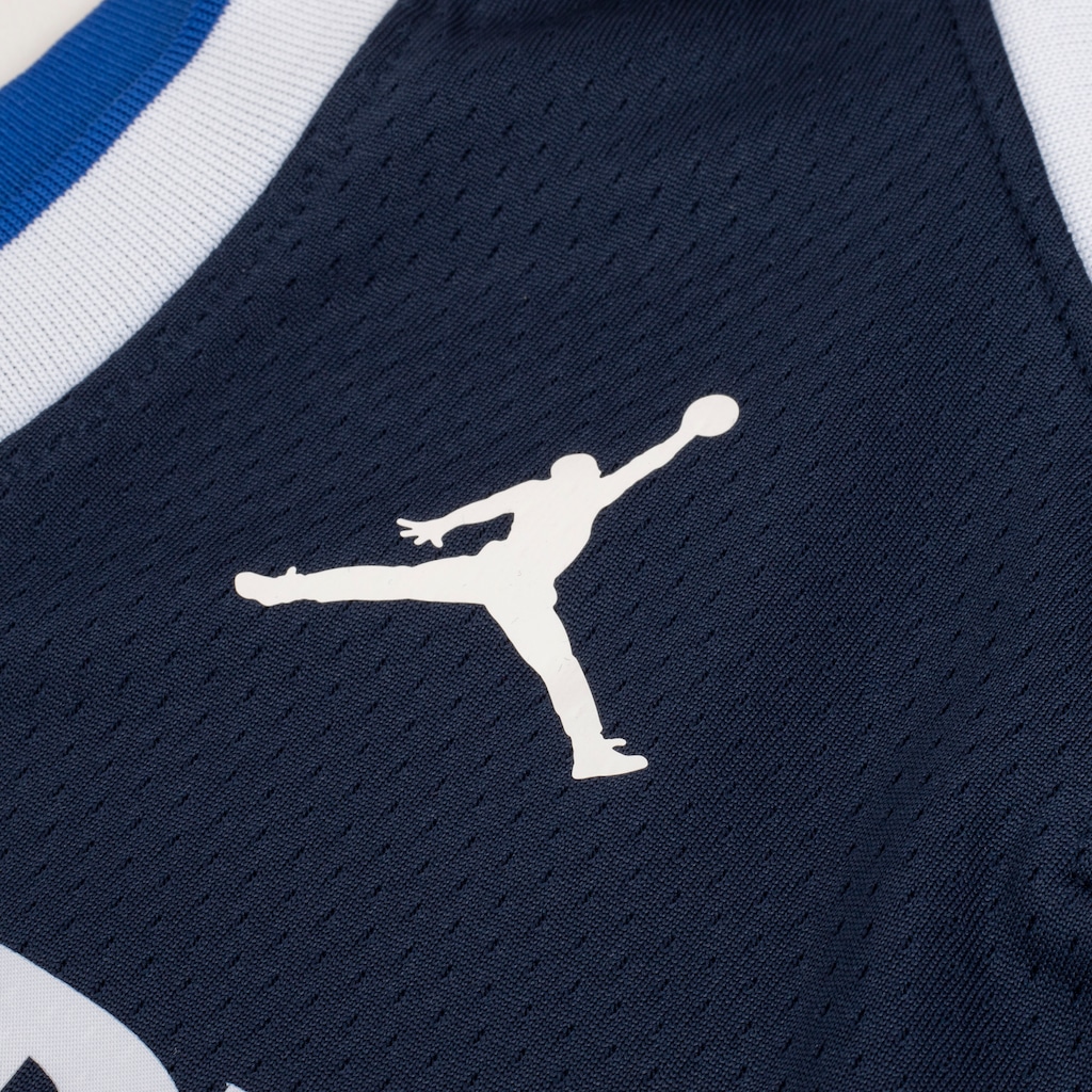 Imagem 3 do produto Camiseta Regata Luka Dončić NBA Dallas Mavericks Nike Statement Edition 22/23