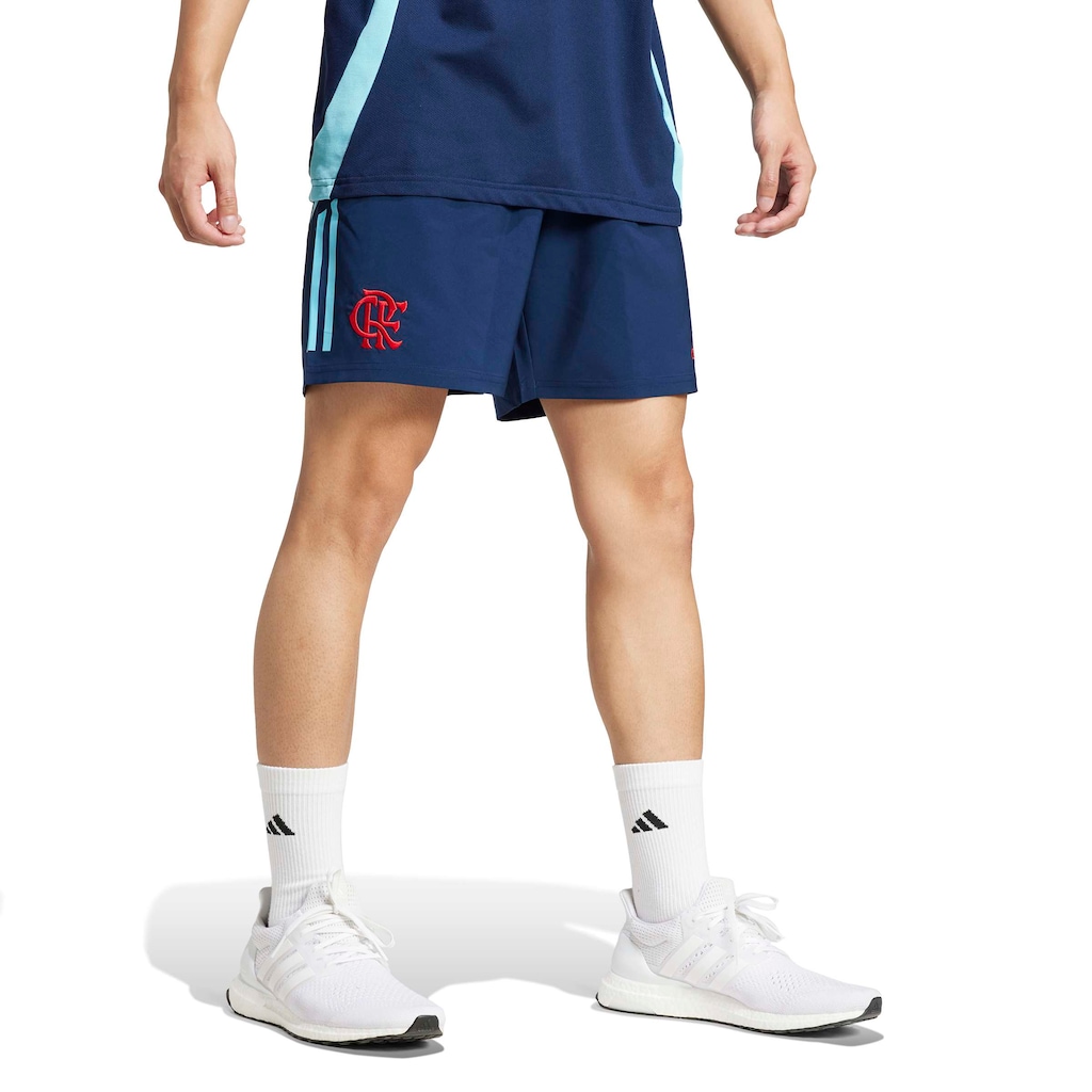 Imagem 3 do produto Bermuda do Flamengo 25 adidas Masculina Viagem