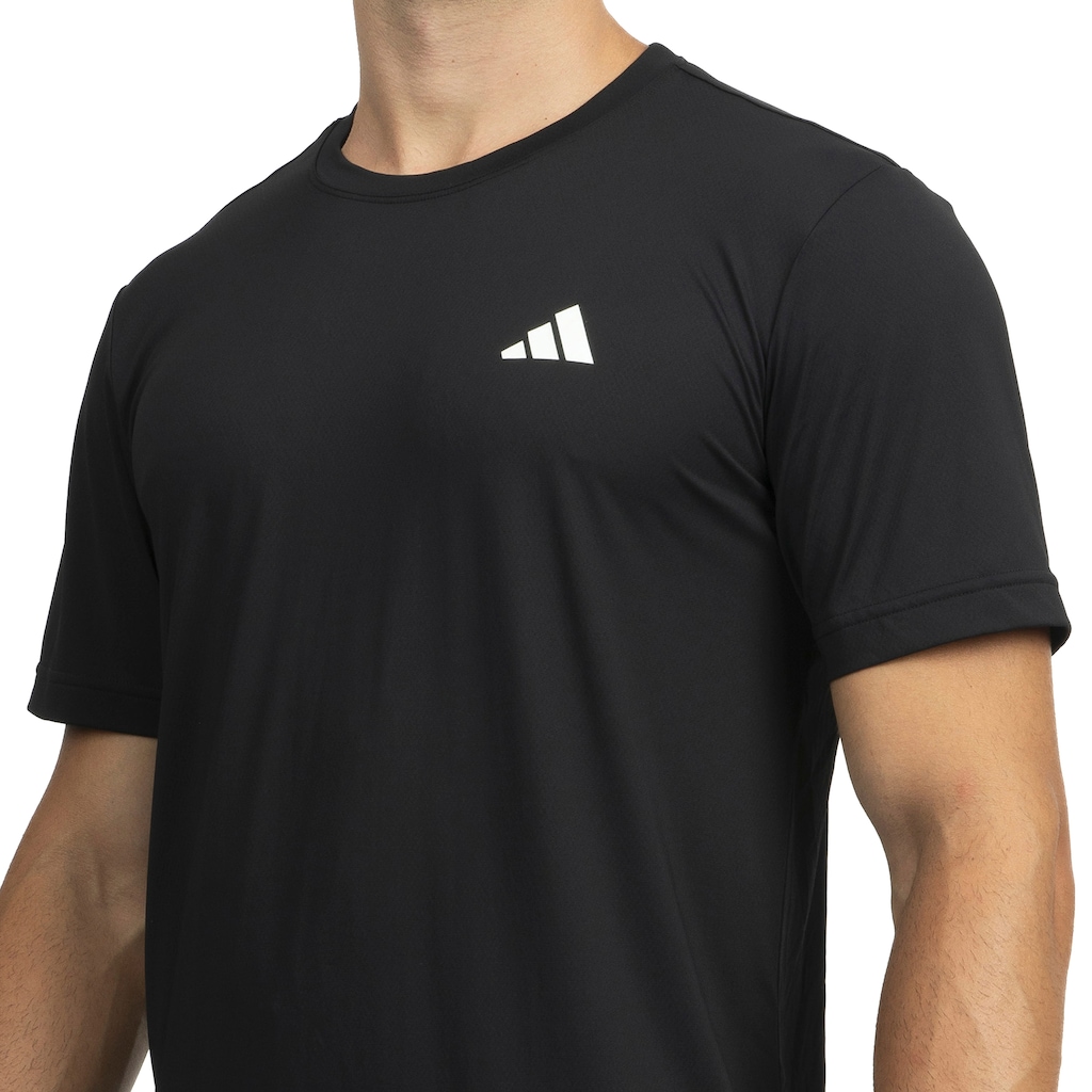 Imagem 3 do produto Camiseta Masculina adidas Manga Curta Own The Run 3 Listras