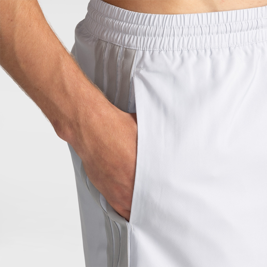 Imagem 4 do produto Bermuda Masculina adidas Chelsea 3 Listras