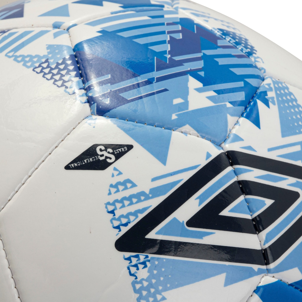Imagem 3 do produto Bola de Futebol de Campo Umbro Formation