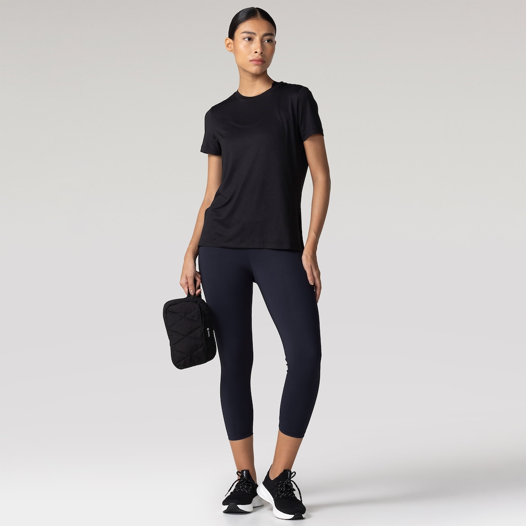 Imagem 3 do produto Camiseta Oxer Regulção Térmica Com Abertura Lateral Feminina