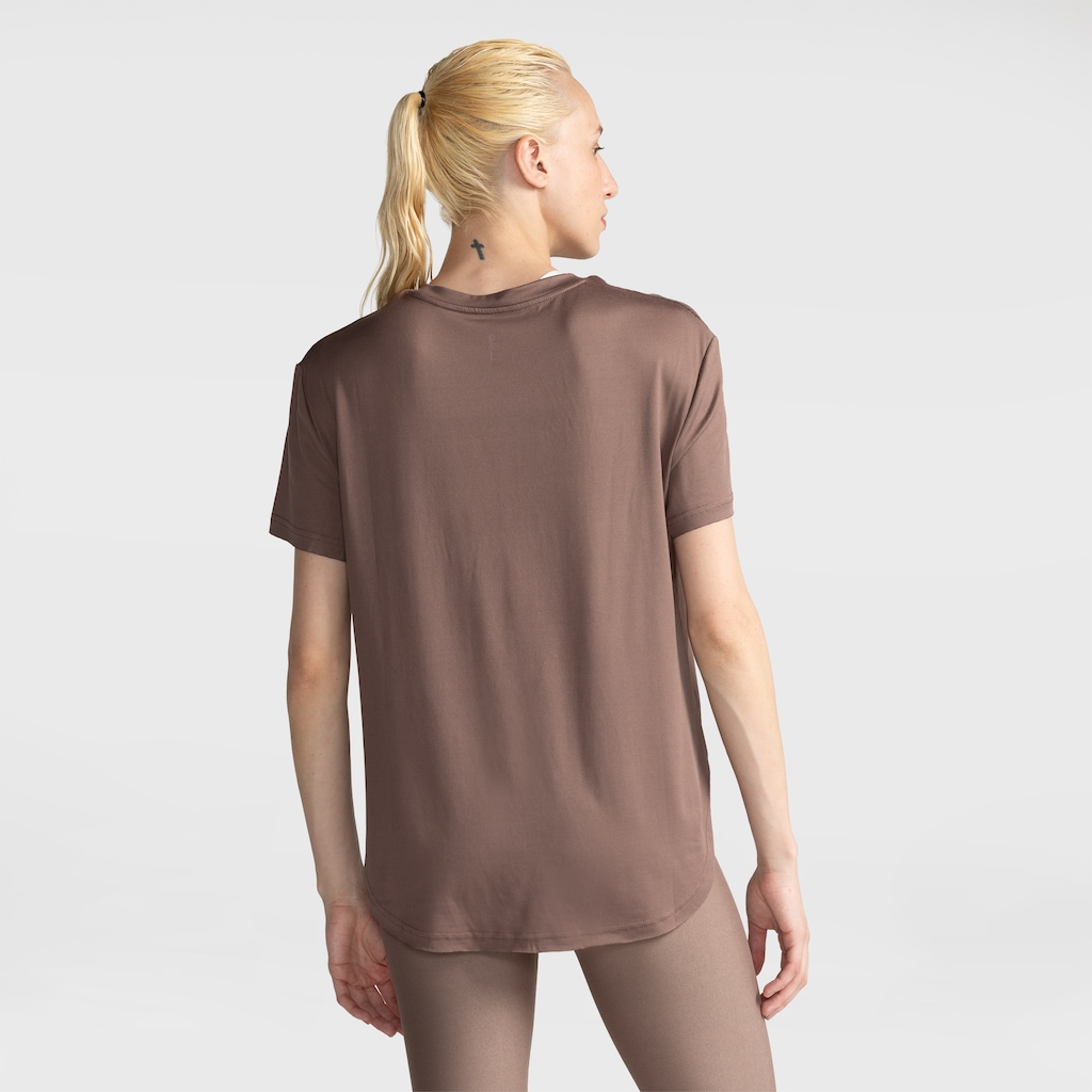 Imagem 3 do produto Camiseta Oxer Regulação Térmica Alongada Feminina