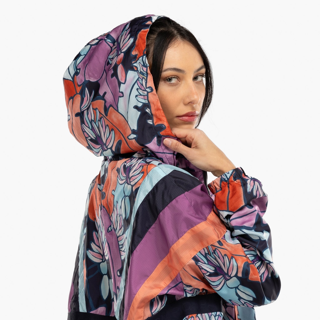 Imagem 4 do produto Jaqueta Farm Nylon Banana Flora Feminina