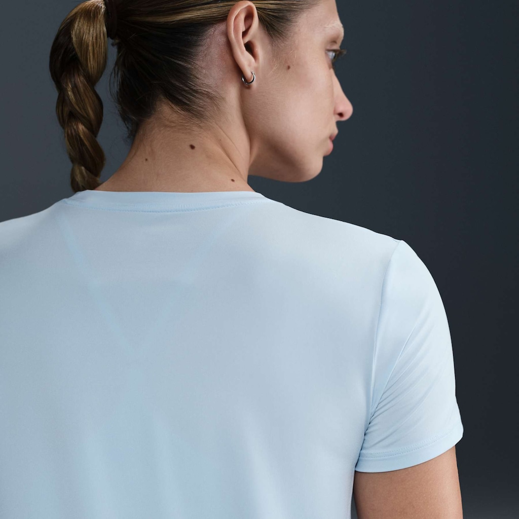 Imagem 3 do produto Camiseta Feminina Nike Manga Curta One Swsh HBR