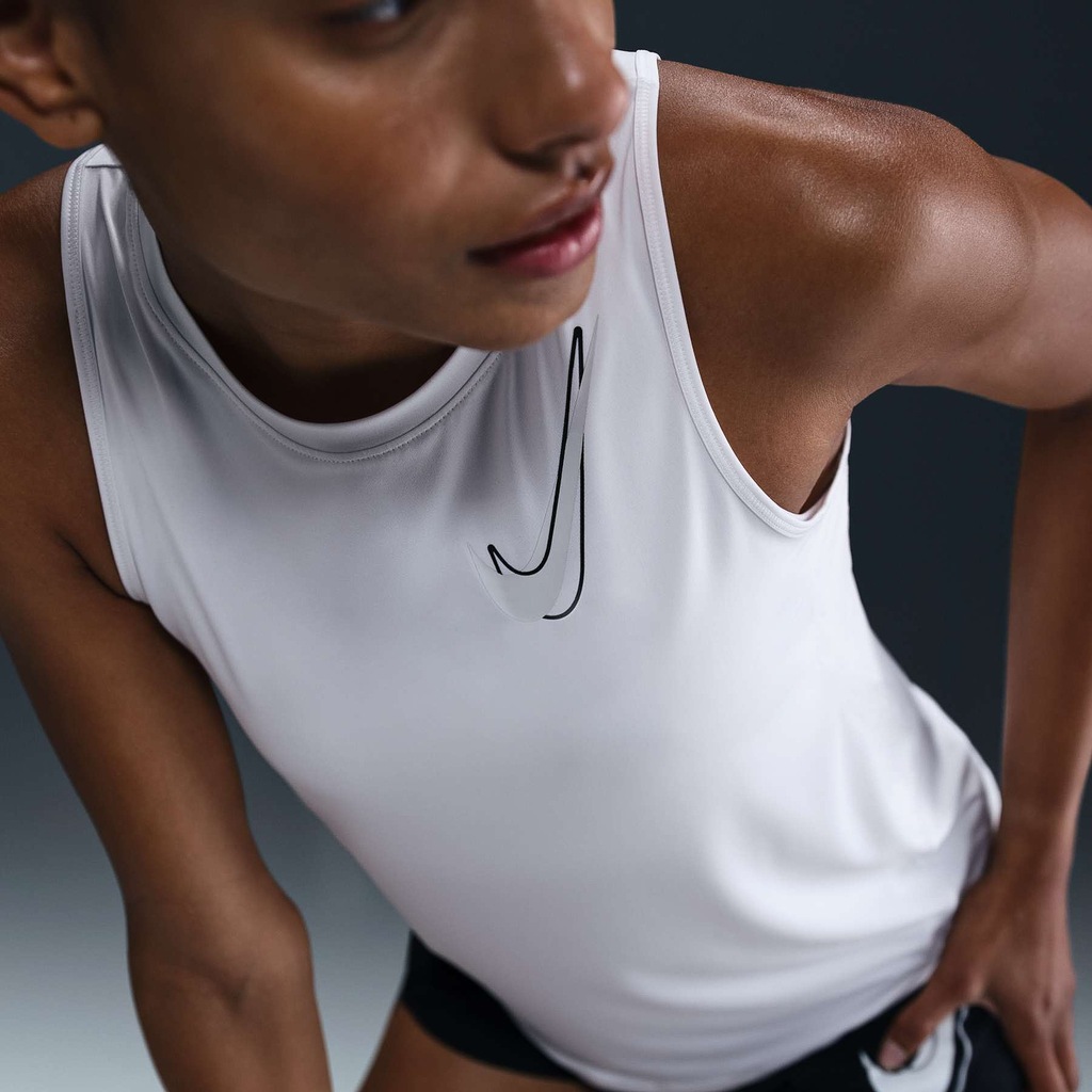 Imagem 4 do produto Camiseta Regata Feminina Nike One Swoosh