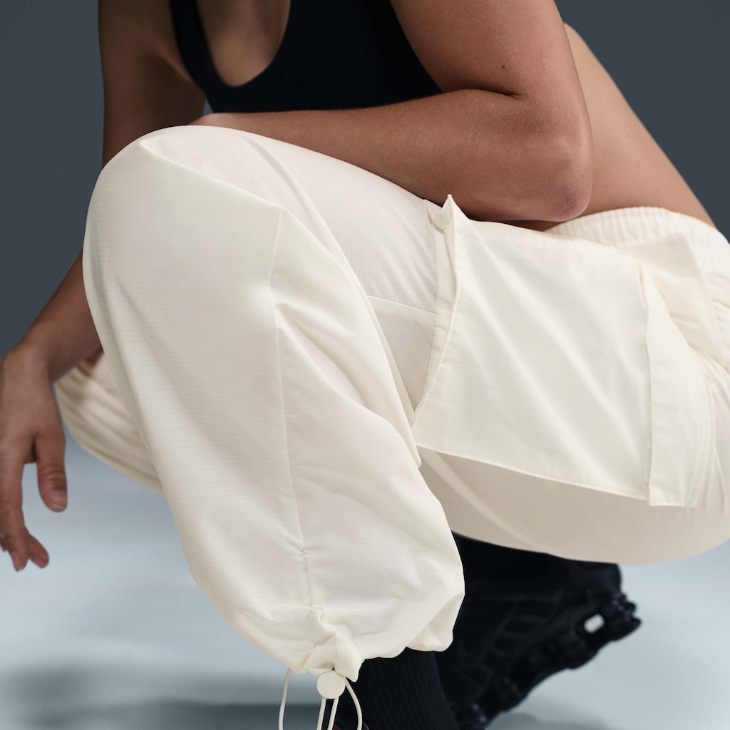 Imagem 5 do produto Calça Cargo Nike Sportswear Woven Feminina