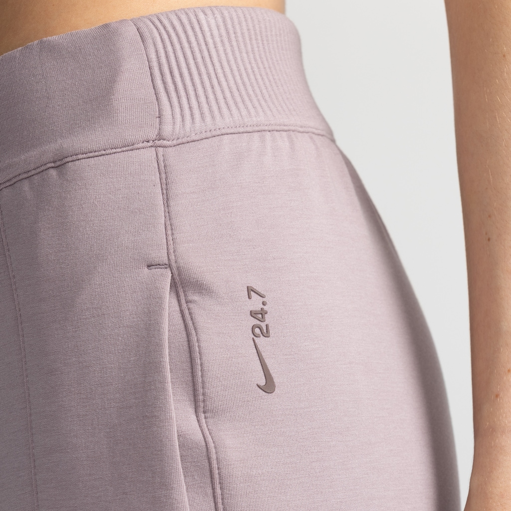 Imagem 5 do produto Calça Jogger Dri-FIT Soft 24.7 Nike Feminina