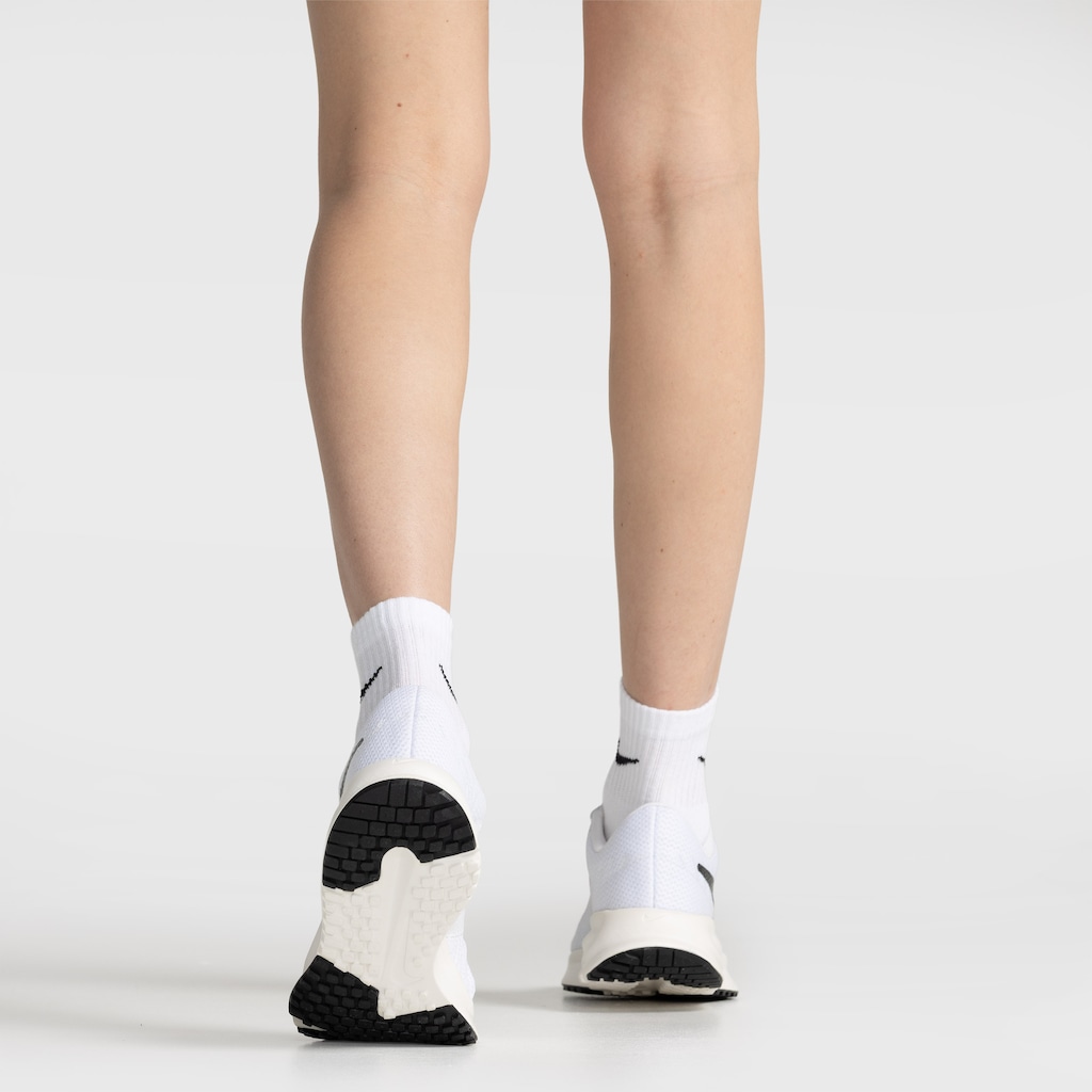 Imagem 3 do produto Tênis Feminino Nike Run Defy