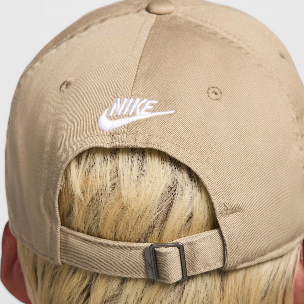 Imagem 4 do produto Boné Unissex Nike Club U CB JDI Aba Curva