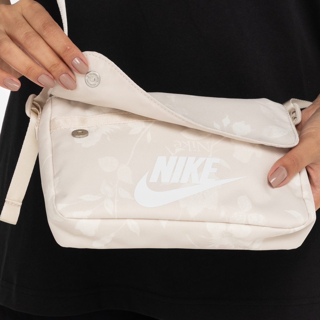 Imagem 3 do produto Bolsa Nike Futura Crssby Palentino 3 Litros