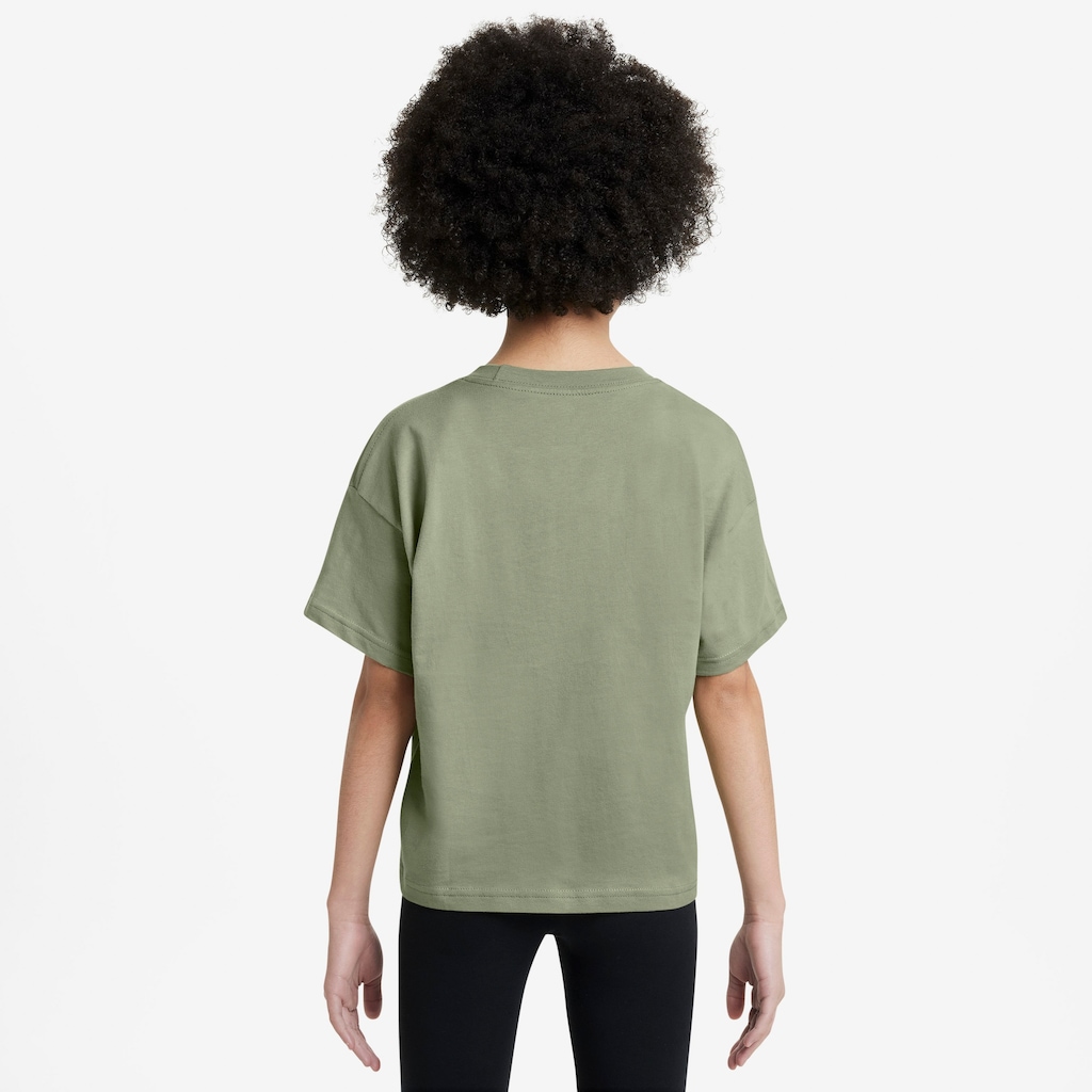 Imagem 2 do produto Camiseta Nike Sportswear Essentials Juvenil