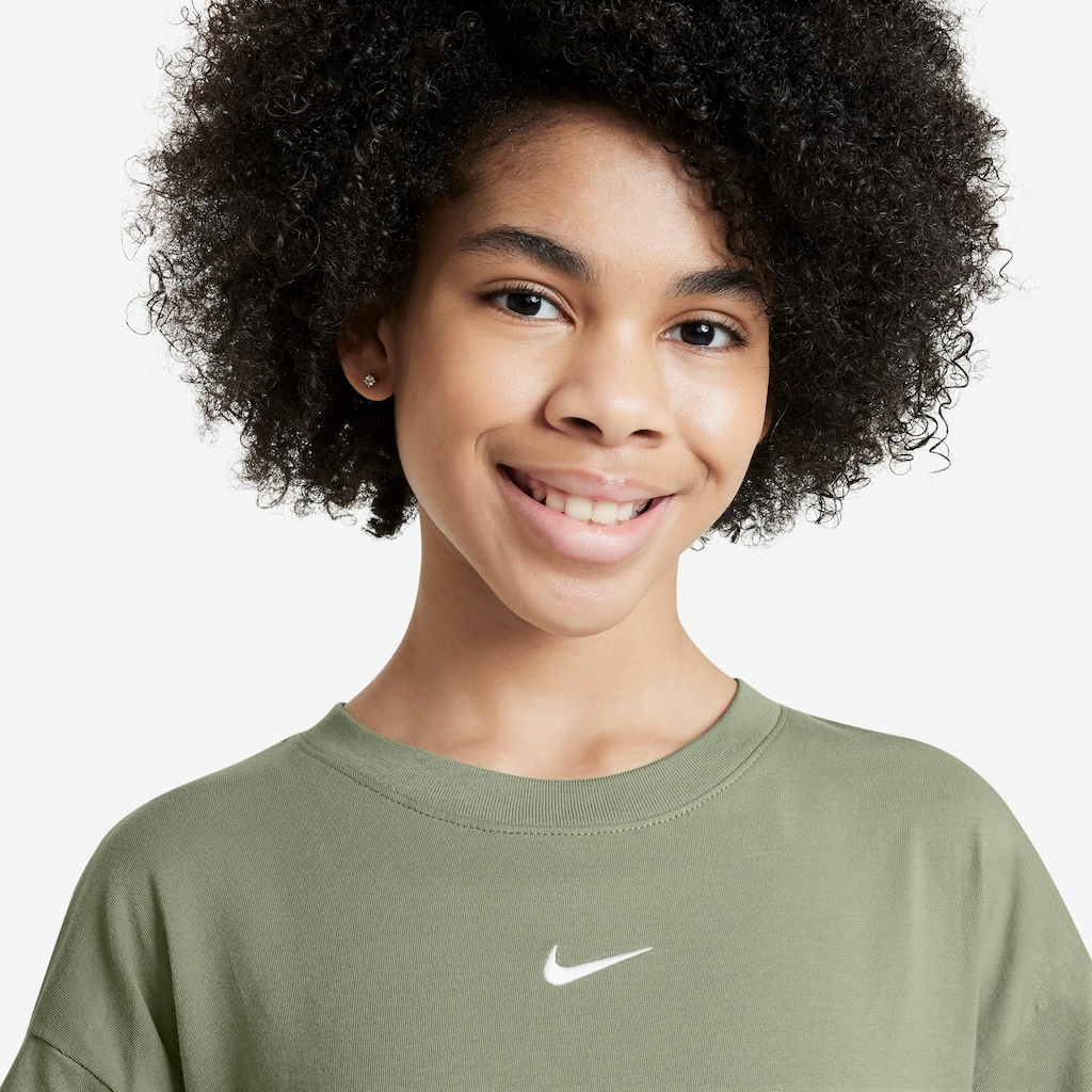 Imagem 3 do produto Camiseta Nike Sportswear Essentials Juvenil