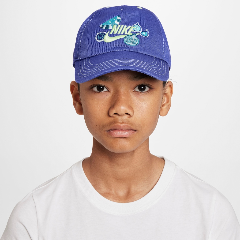 Imagem 2 do produto Boné Juvenil Nike Club Aba Curva