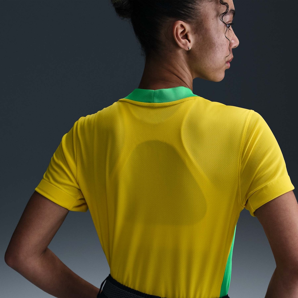 Imagem 3 do produto Camisa da Seleção do Brasil CBF I 25/26 Torcedor Pro Nike Feminina