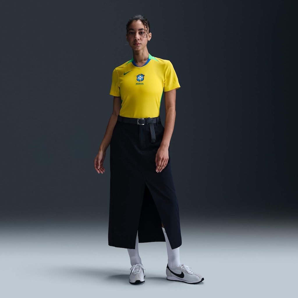 Imagem 5 do produto Camisa da Seleção do Brasil CBF I 25/26 Torcedor Pro Nike Feminina