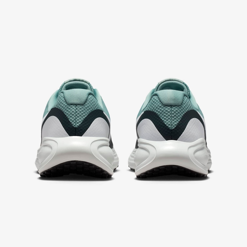 Imagem 5 do produto Tênis Masculino Nike Revolution 8
