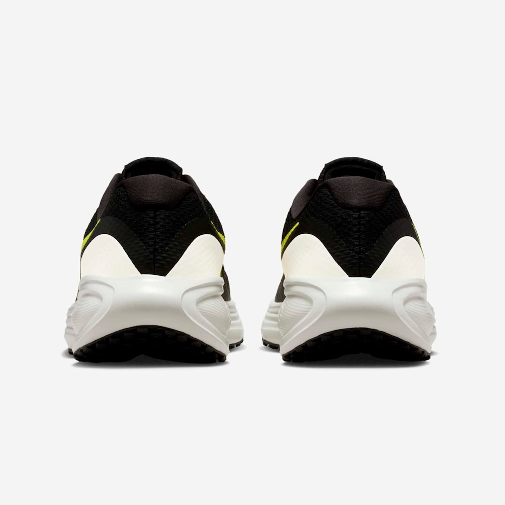 Imagem 5 do produto Tênis Feminino Nike Revolution 8