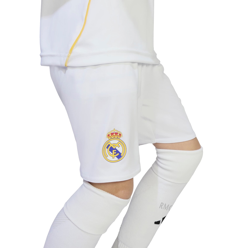 Imagem 4 do produto Kit de Uniforme do Real Madrid I 25/26 Infantil adidas Camiseta + Calção