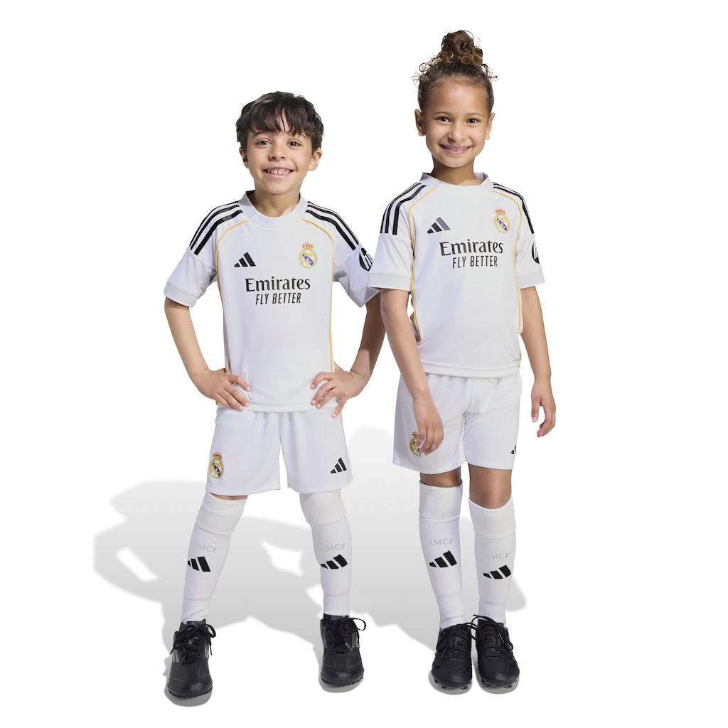 Imagem 5 do produto Kit de Uniforme do Real Madrid I 25/26 Infantil adidas Camiseta + Calção