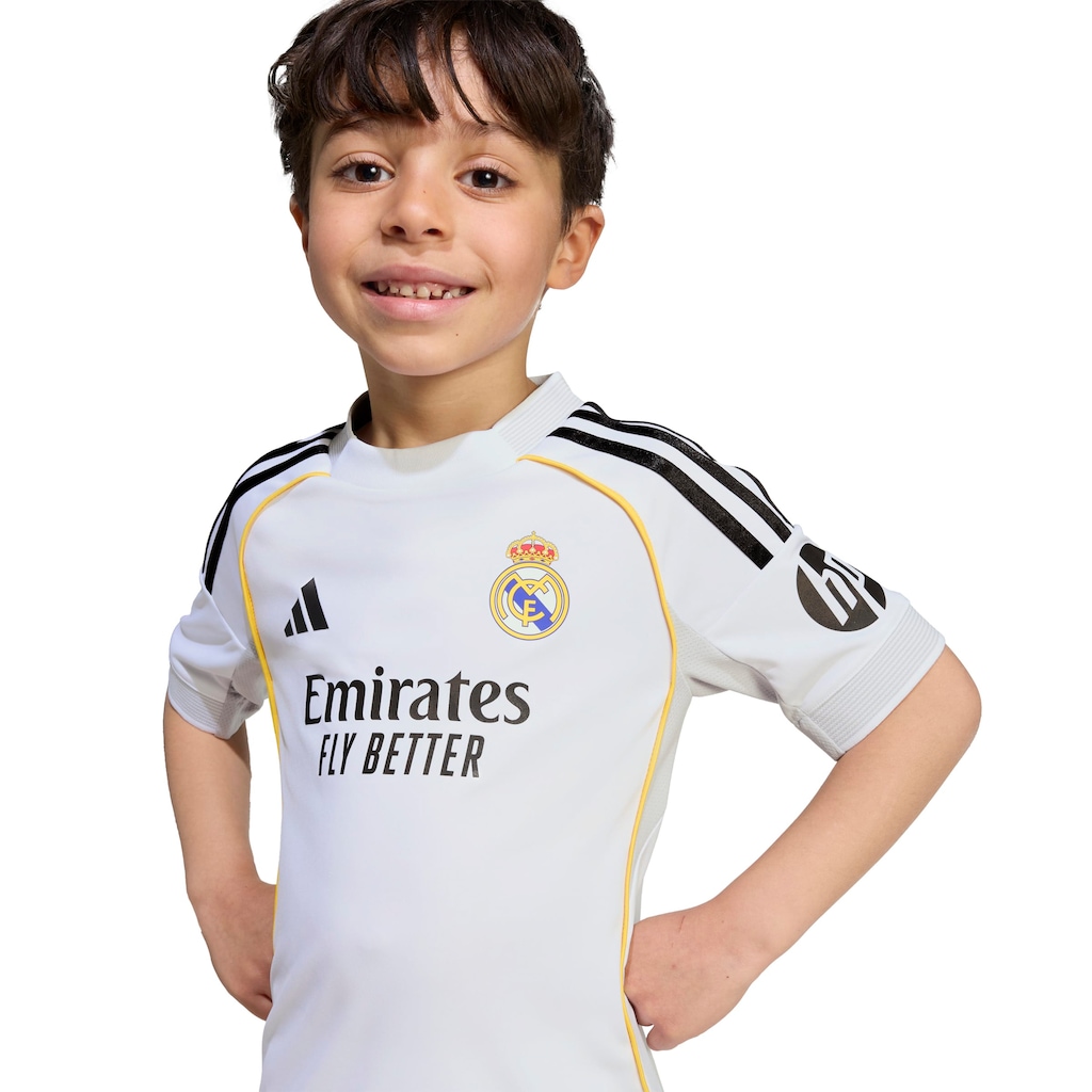 Imagem 3 do produto Kit de Uniforme do Real Madrid I 25/26 Infantil adidas Camiseta + Calção