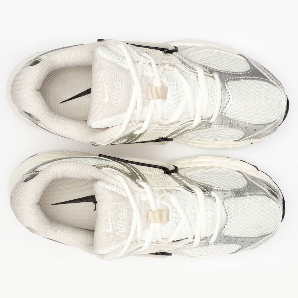 Imagem 3 do produto Tênis Feminino Nike V5 Run