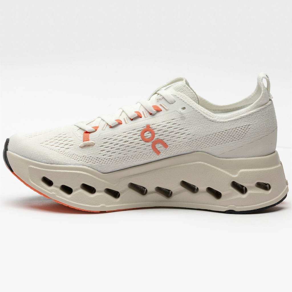 Imagem 2 do produto Tênis Feminino On Running Cloudsurfer Max