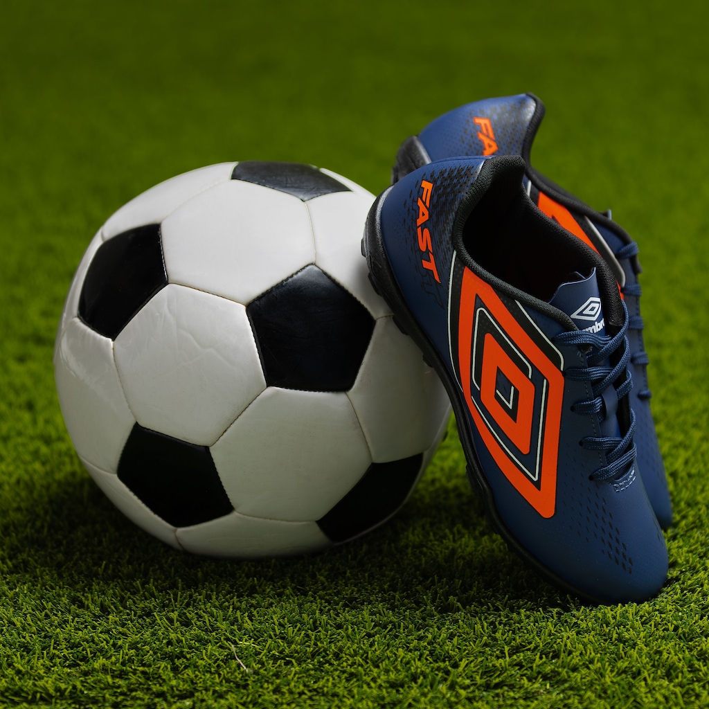 Imagem 2 do produto Chuteira Society Infantil Umbro Fast II