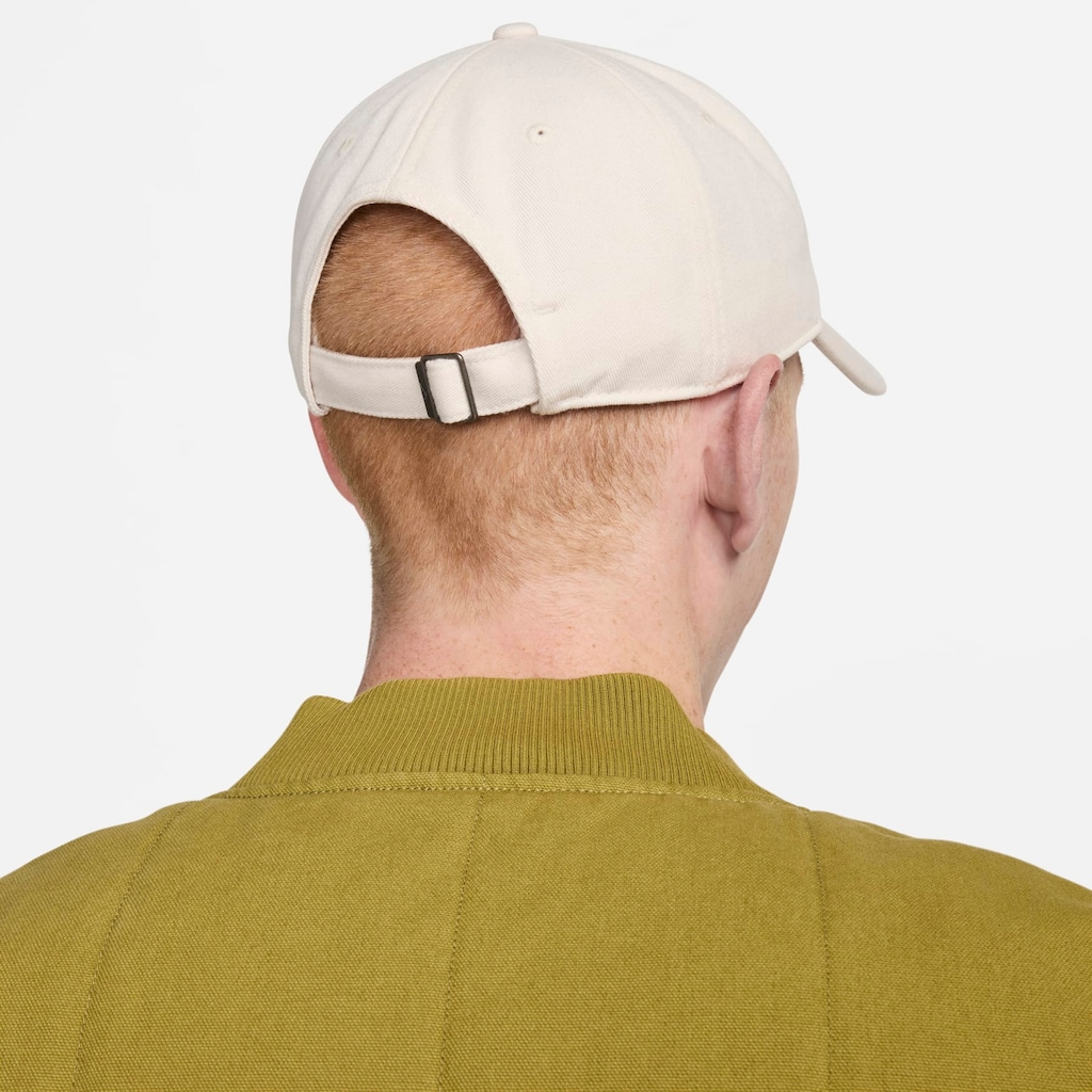 Imagem 3 do produto Boné Adulto Nike Club Swoosh Aba Curva