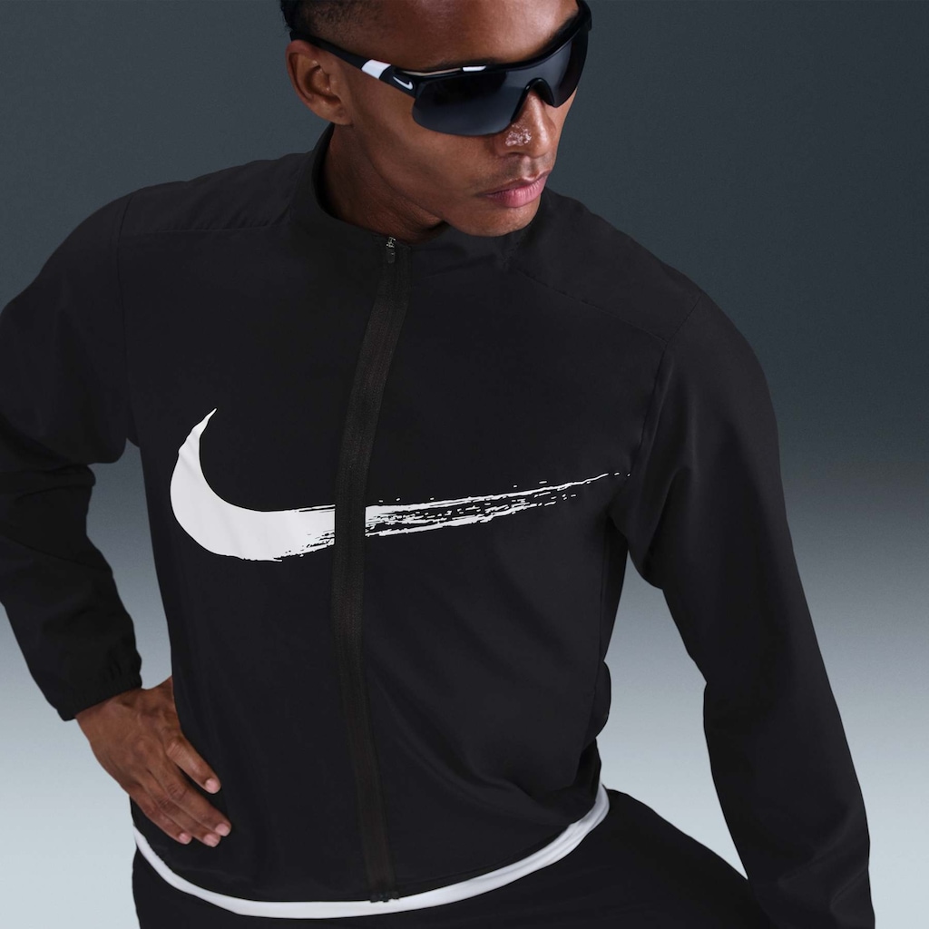 Imagem 4 do produto Jaqueta Nike Dri-FIT Form GFX Masculina