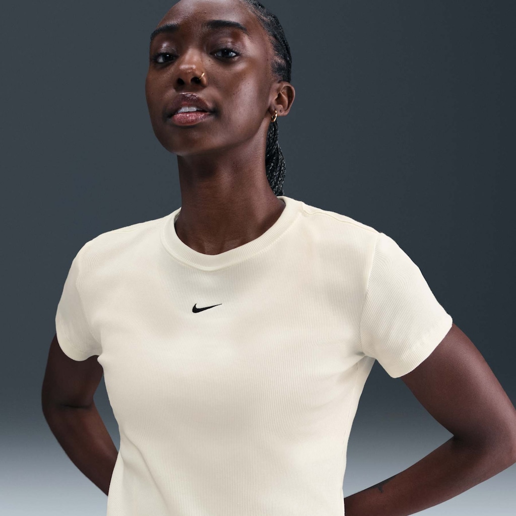 Imagem 2 do produto Camiseta Nike Sportswear Feminina