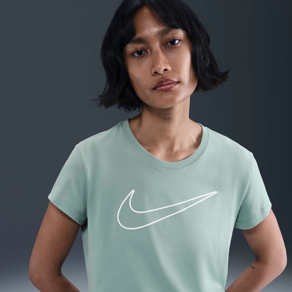 Imagem 4 do produto Camiseta Nike Sportswear Club Feminina