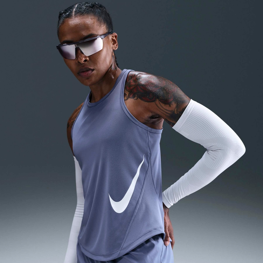 Imagem 2 do produto Camiseta Regata Nike Tempo Swoosh Hybrid Tank Feminina