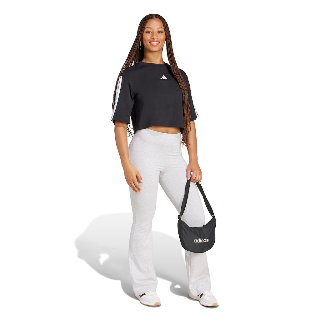 Imagem 3 do produto Camiseta adidas Essentials Três Listras Feminina