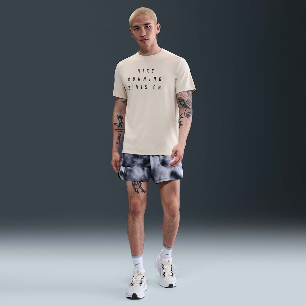 Imagem 2 do produto Camiseta Nike Run Div Masculina