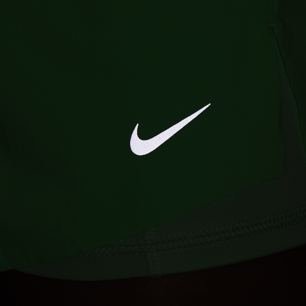 Imagem 5 do produto Short Nike Dri-FIT Swift Feminino