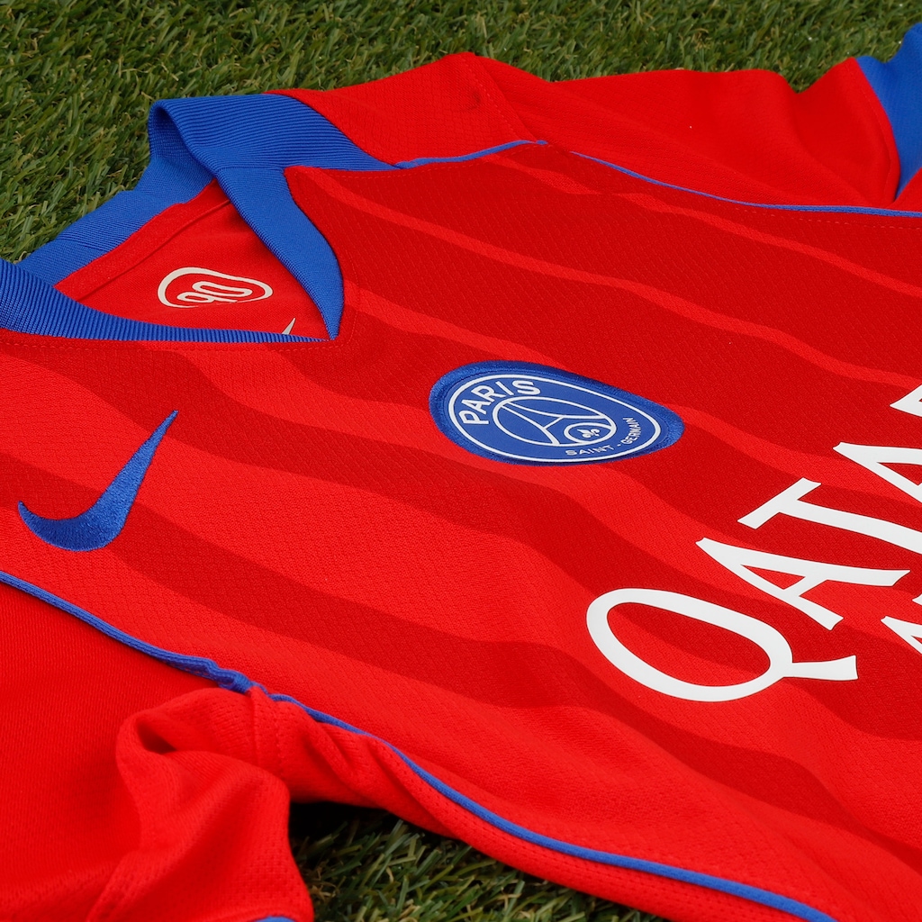 Imagem 2 do produto Camisa do Paris Saint-Germain III 25/26 Torcedor Total 90 Nike Infantil