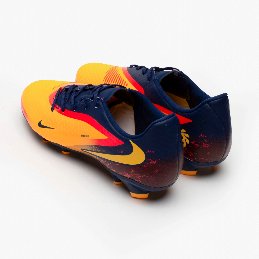 Imagem 5 do produto Chuteira de Campo Adulto Nike Phantom 6 Low