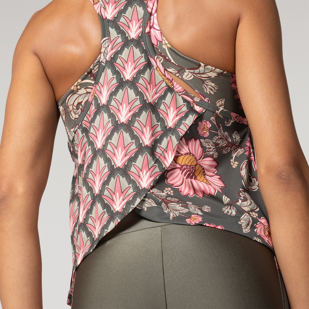 Imagem 4 do produto Camiseta Regata Farm DryFit Aurora Floral Feminina