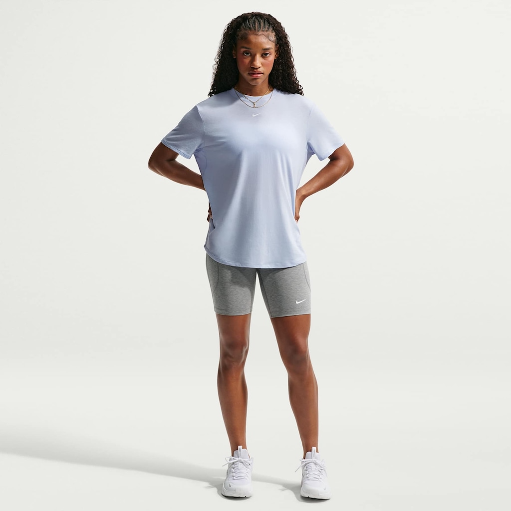 Imagem 2 do produto Camiseta Nike Dri-FIT One Feminina