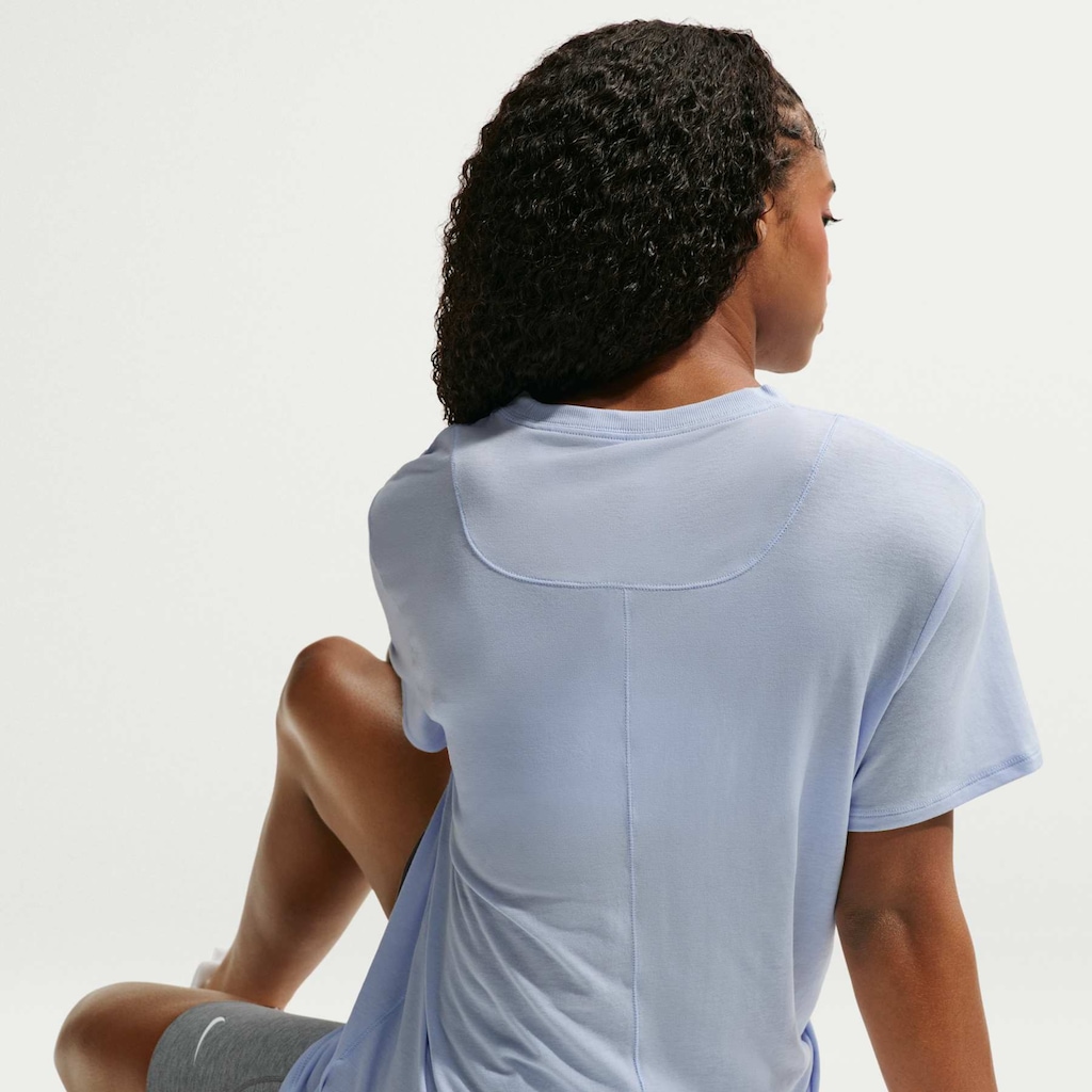 Imagem 5 do produto Camiseta Nike Dri-FIT One Feminina