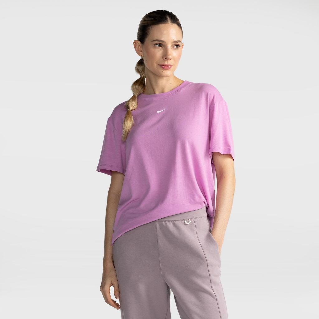Imagem 2 do produto Camiseta Nike Dri-FIT One Feminina