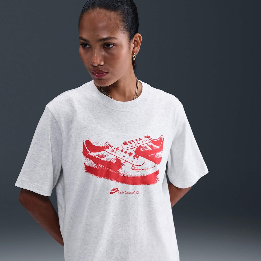 Imagem 2 do produto Camiseta Nike Sportswear Field General Feminina