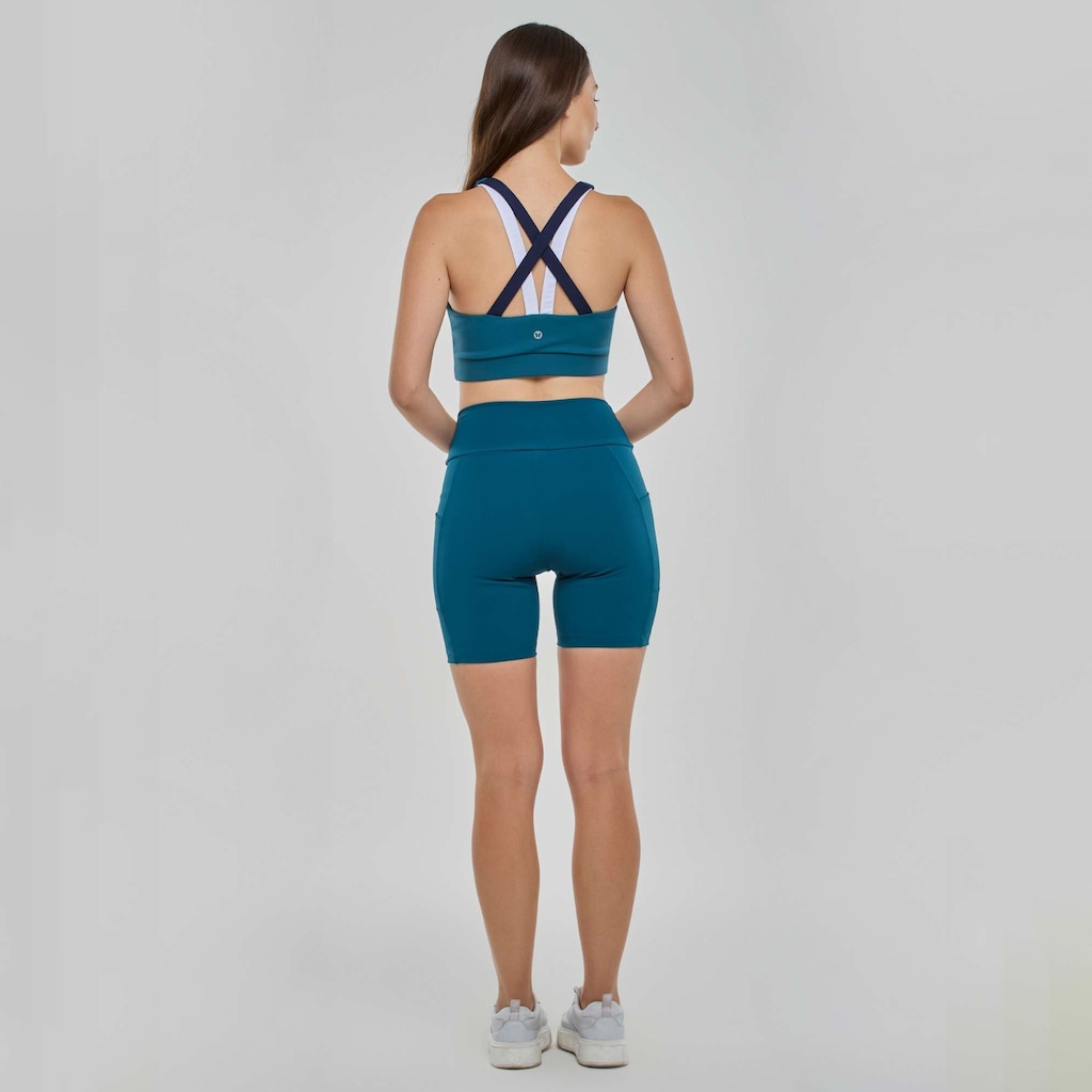 Imagem 4 do produto Bermuda Com Bolsa Lateral Vestem Feminina