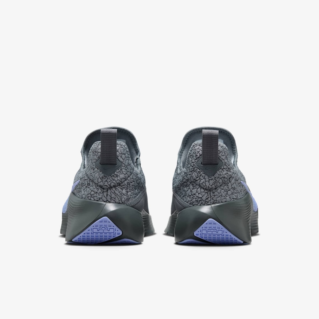 Imagem 5 do produto Tênis Masculino Nike Lebron TR1